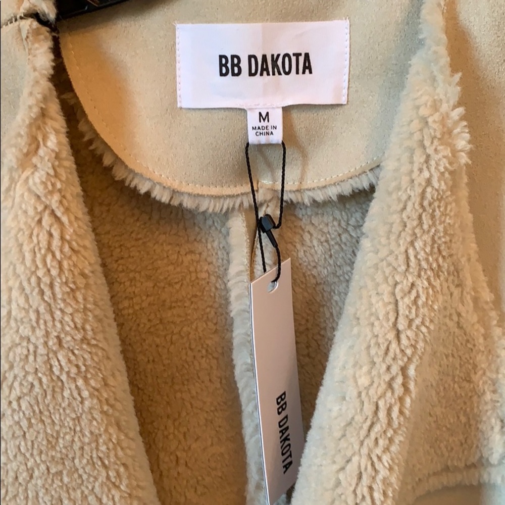 Jacket - Picture 2 of 3